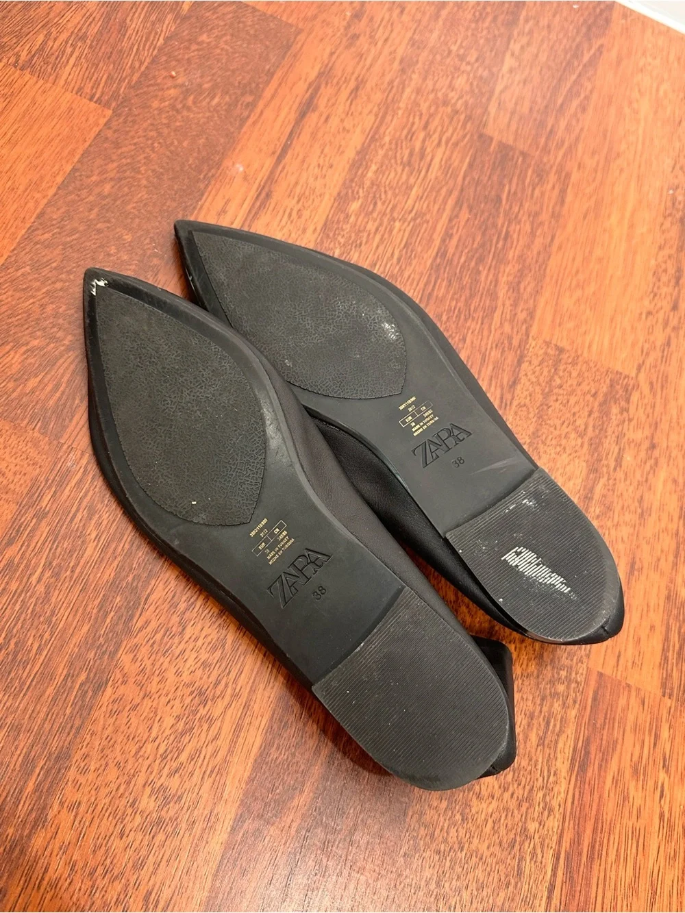 ZARA Black Pointed Leather Slip-On for Ballet Flats. Balletcore. Minimalist. 7.5